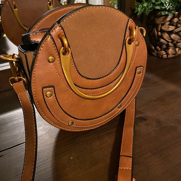 Handbags - Brown crossbody bag
